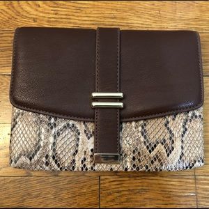 Ann Taylor NWT brown leather snakeprint clutch